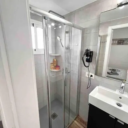 17 Blueshark דירה *