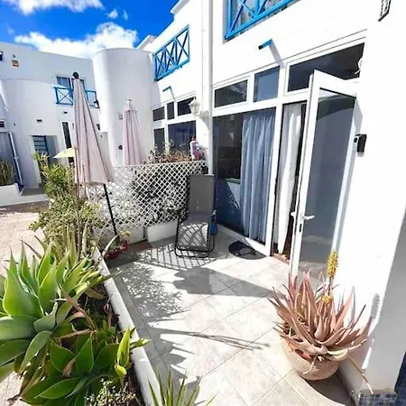 17 Blueshark Apartment